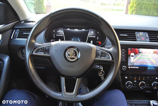 Skoda Octavia 1.6 TDI DSG Soleil - 31