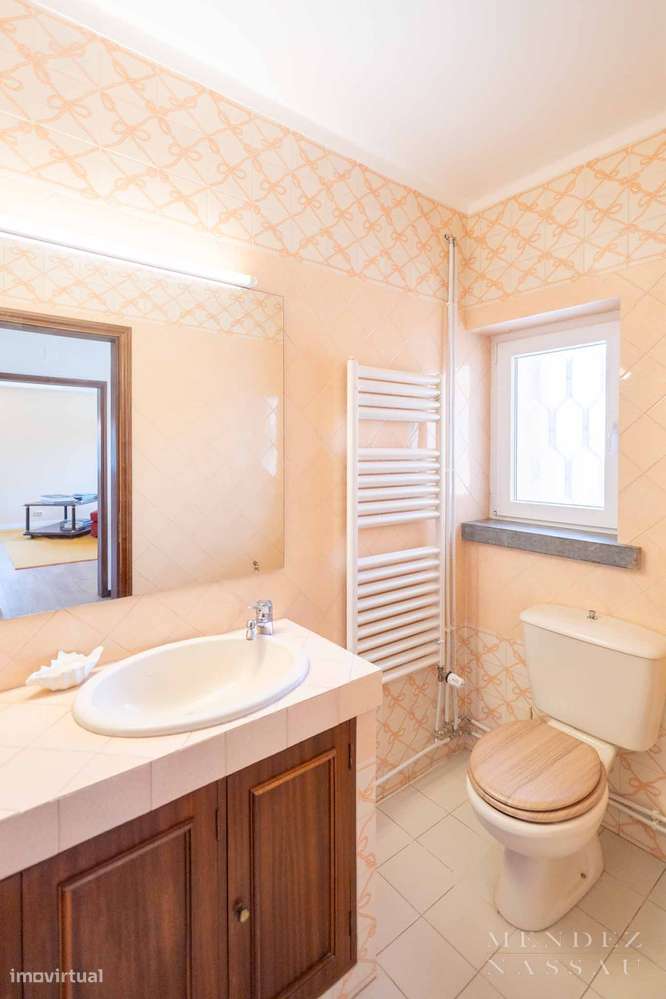 Private Estate - Multi Family - Estoril Villa-17
