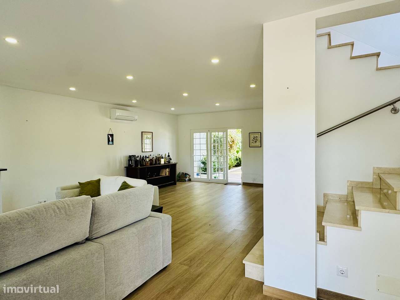 Moradia t3 garagem box jardim Charneca da Cotovia Sesimbra-14