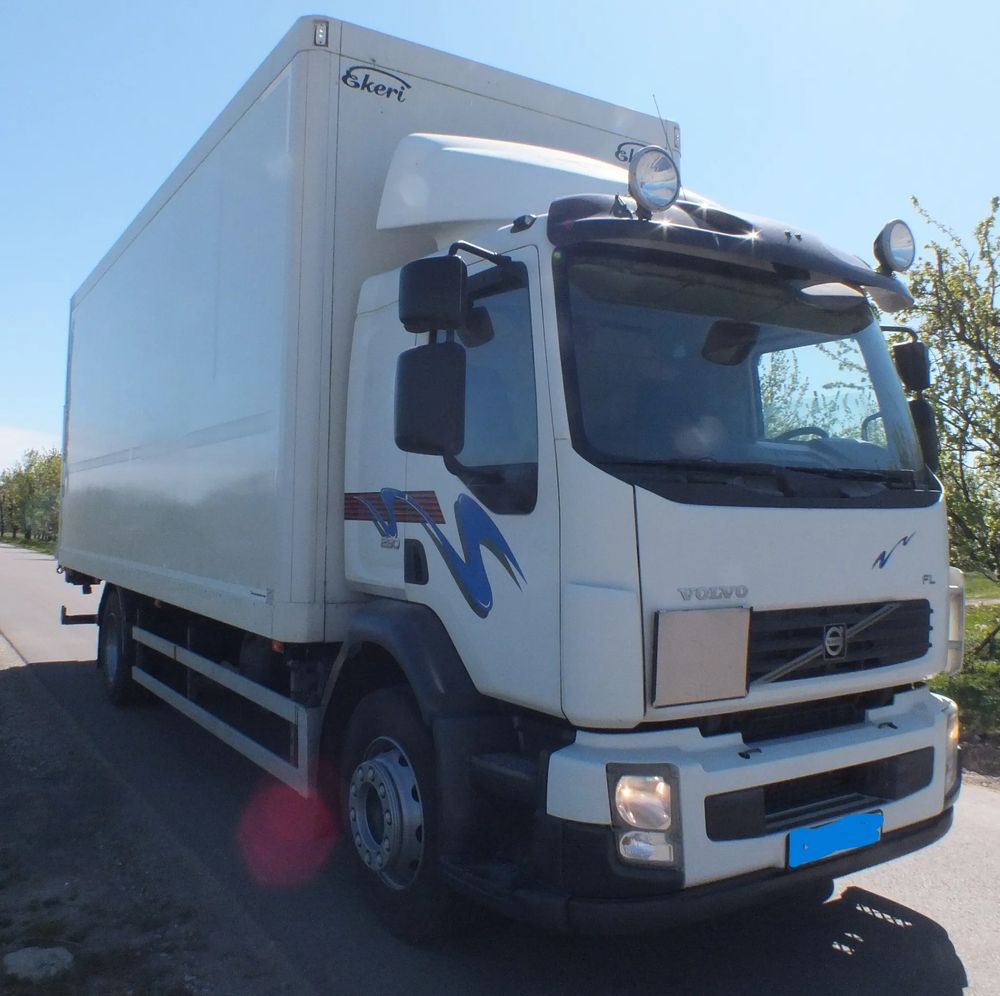 Volvo FL 2012