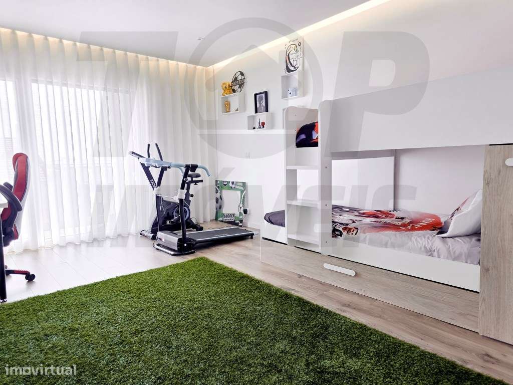 Moradia de Luxo V6 com Piscina, Terraço e Acabamentos de Alta Quali...-20