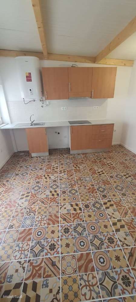Moradia V1 p/ alugar em Sao Bernardino-Peniche - Grande imagem: 4/9