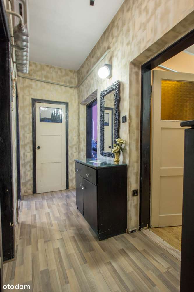 Przestronne, dwupokojowe, osobna kuchnia, świetna lokalizacja-6