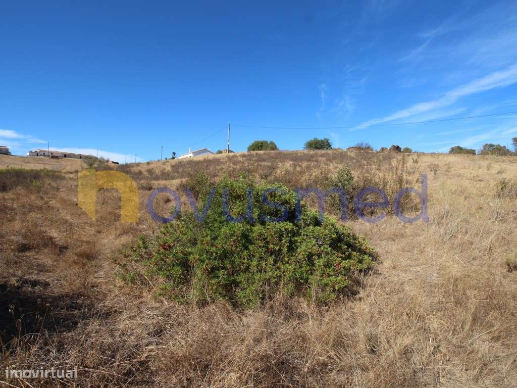 Ruina isolada com terreno rustico, zona verde, Algarve - Grande imagem: 5/30