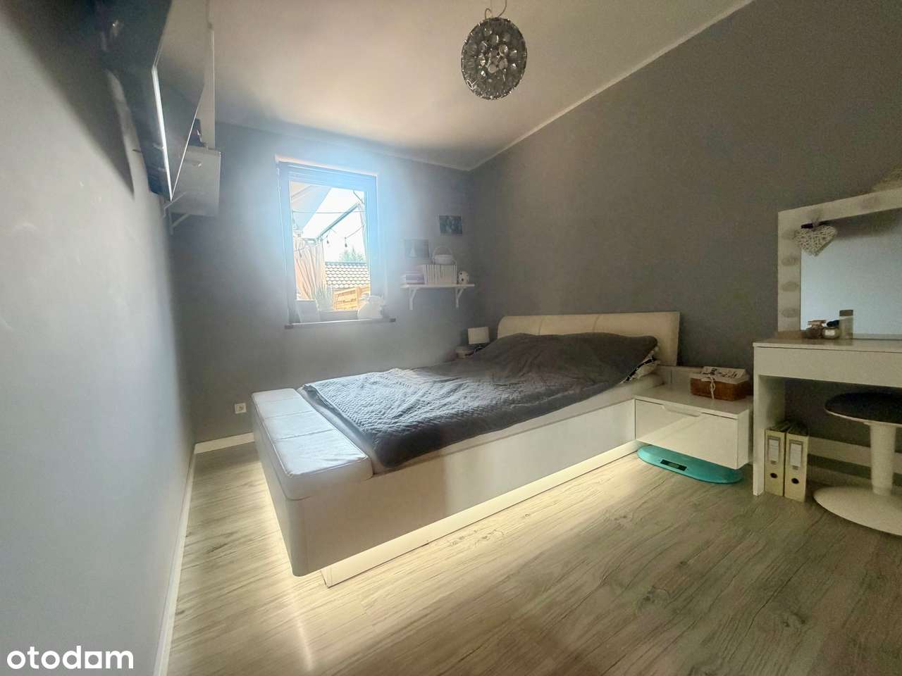 Dom parterowy na sprzedaż - T. Góry ul. Szarych Szeregów-12