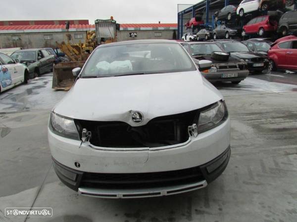 Peças Skoda Rapid 1.6 TDI (CXM) - 1