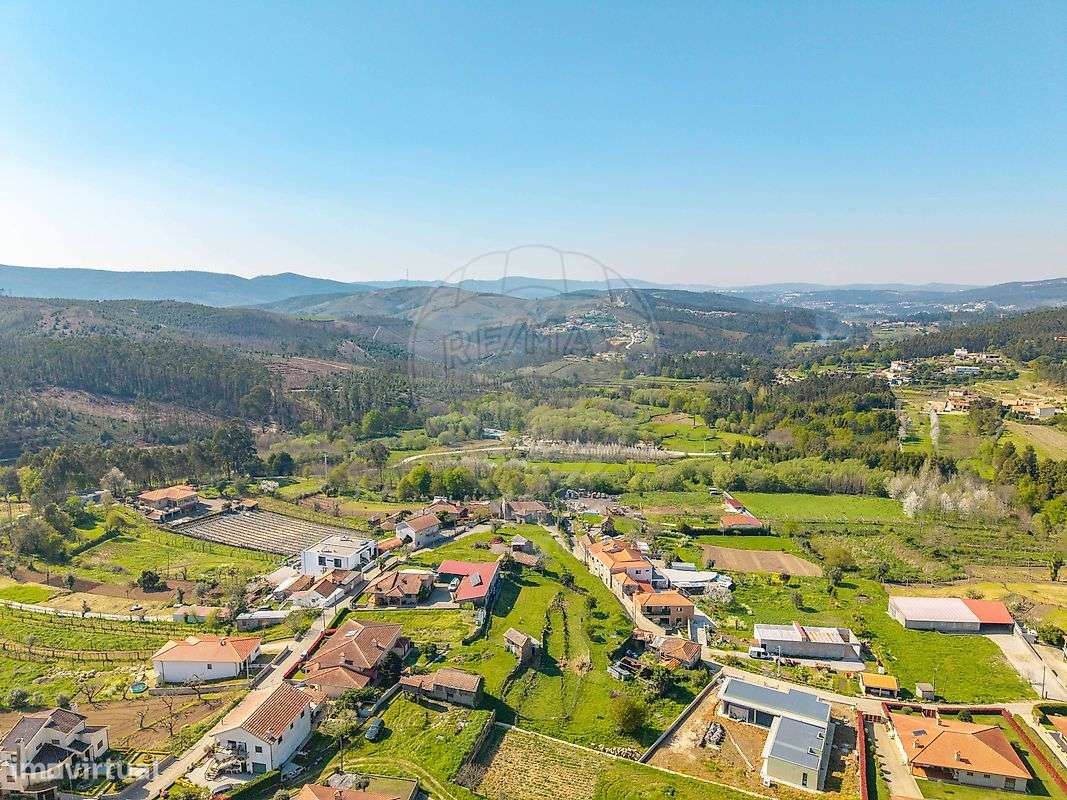 Moradia T4 para venda-19