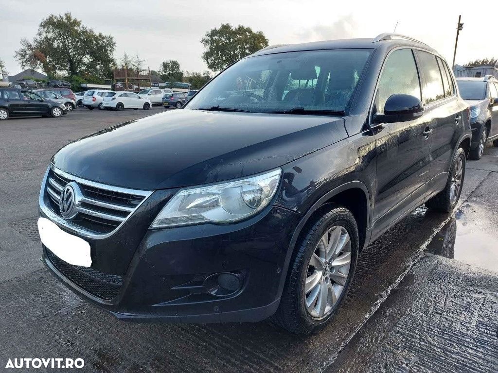 Cutie viteze manuala Volkswagen Tiguan 2011 SUV 2.0 TDI CFFB - 1