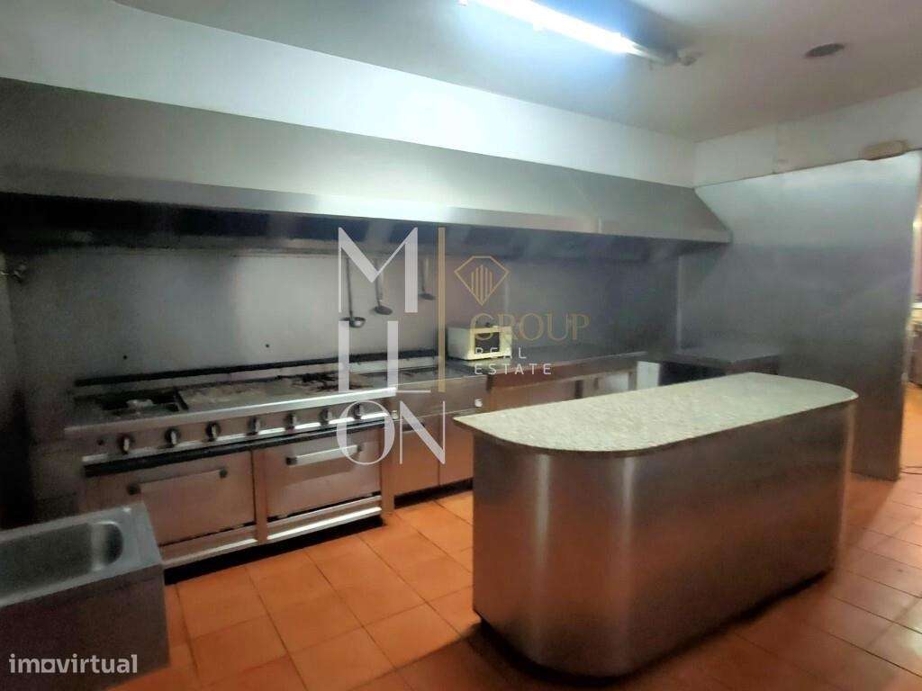 Oportunidade Única: Restaurante a 2 Minutos da Primeira Linha de Mar n - Grande imagem: 5/6