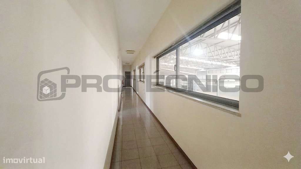 Armazém Inustrial – ZI Oiã-8