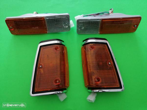 Conjunto de 4 farolins da frente da Datsun Pickup 720 4V - 1