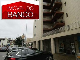 LOJA 107M2 |Paços de Ferreira | Edifício Porto Infante | Imóvel Banco|