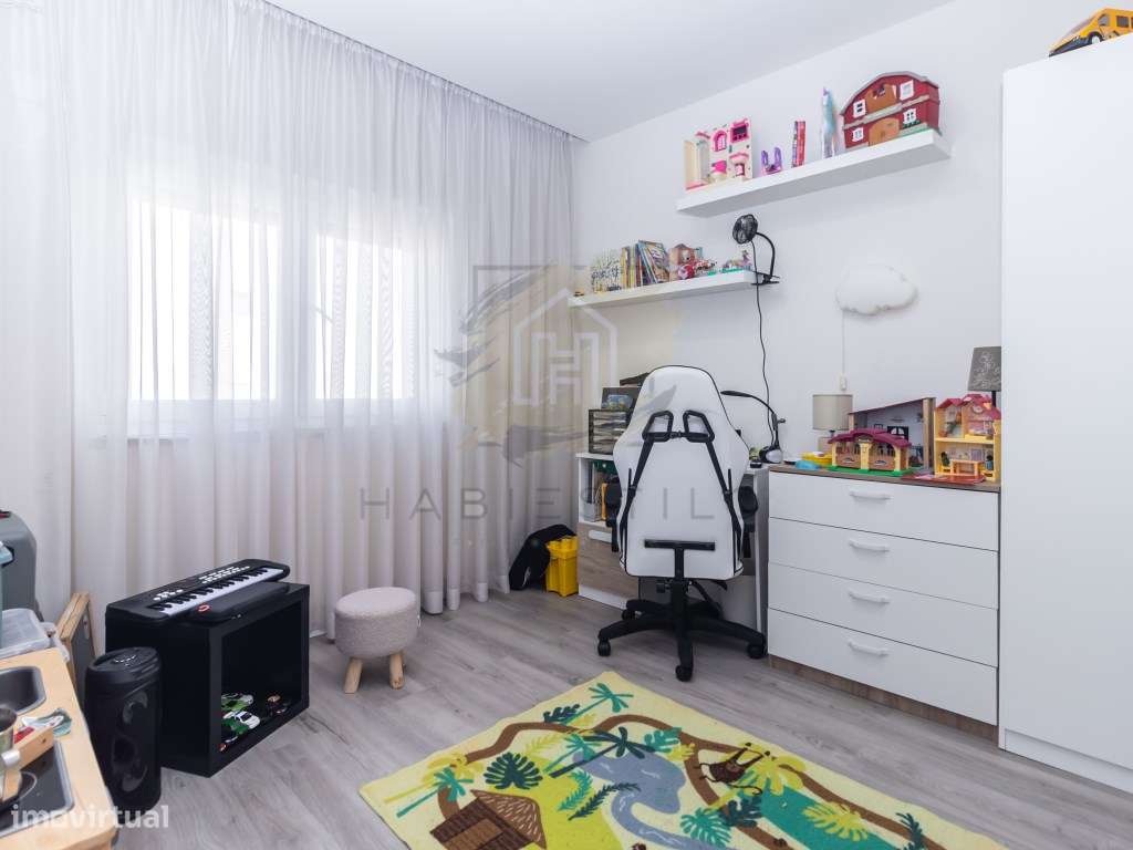 Apartamento T3 totalmente remodelado-23