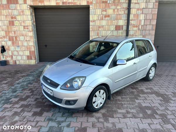 Ford Fiesta - 1