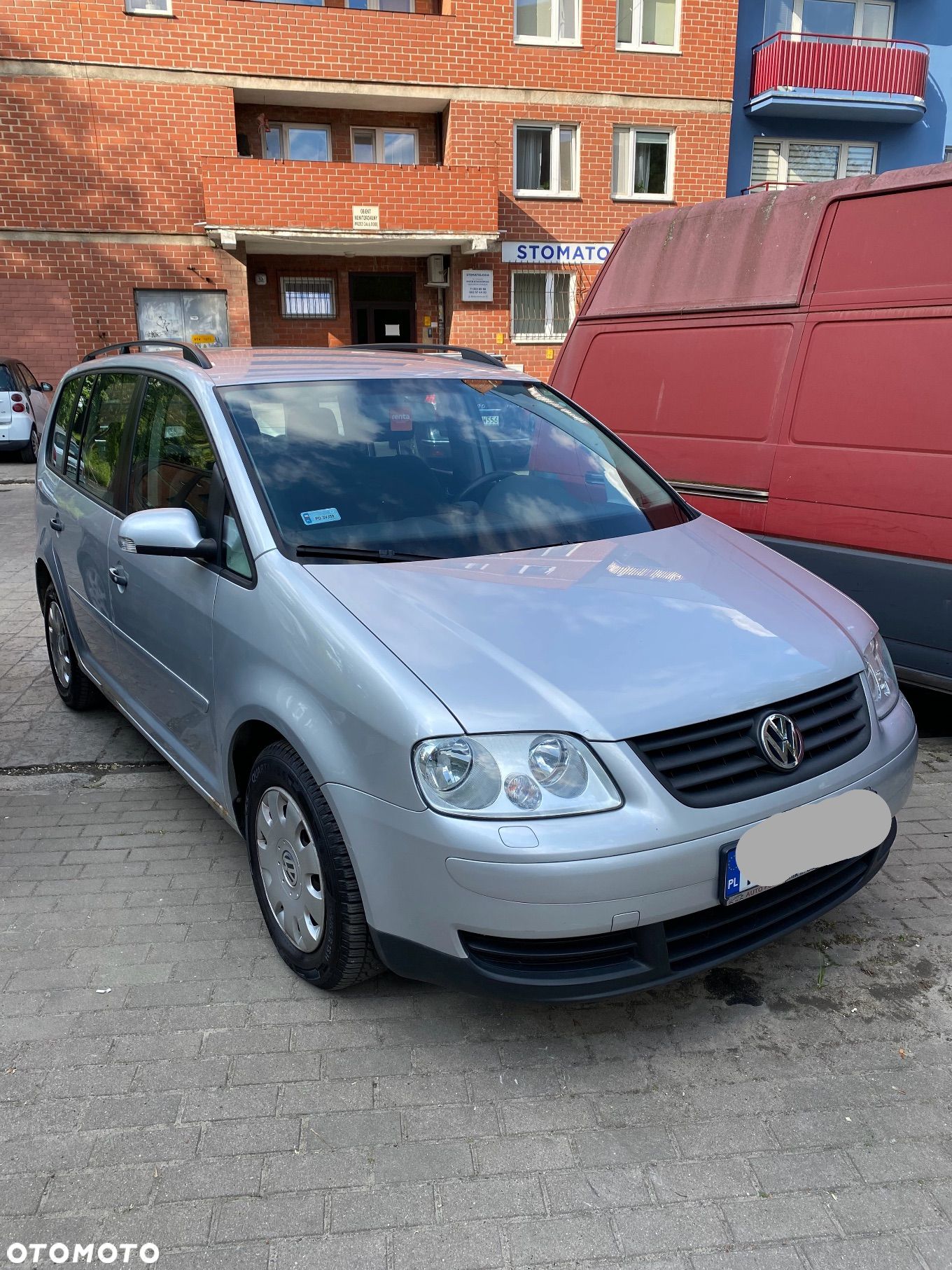 Volkswagen Touran - 1