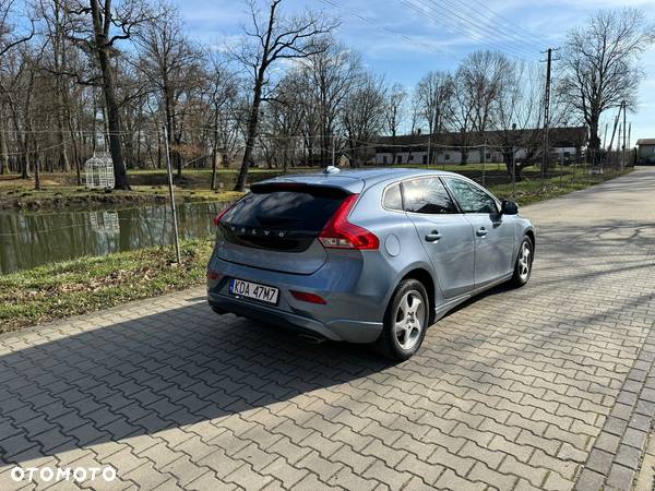 Volvo V40 - 4