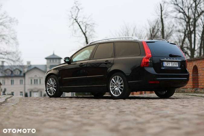 Volvo V50 2.0D R-Design Summum - 11