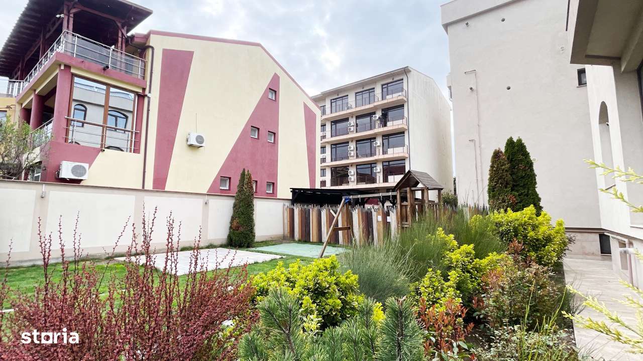 Vila turistica de vanzare in Mamaia Nord-3