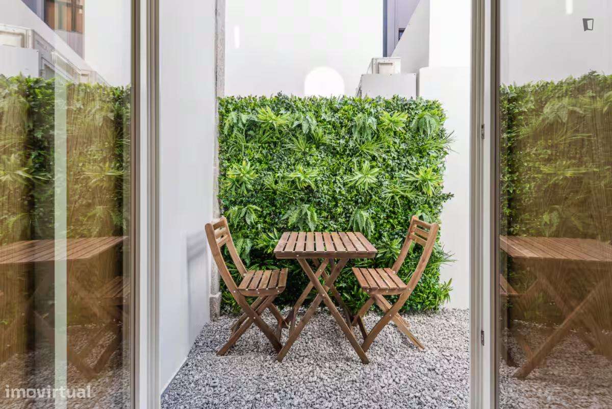 Apartamento com 1 quartos - localizado em Santo Ildefonso Porto - Grande imagem: 3/9