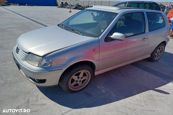 Vas lichid parbriz CU MOTORAS Volkswagen VW Polo 3 6N  [din 1994 pana  2001] seria Hatchback 3-usi - 2