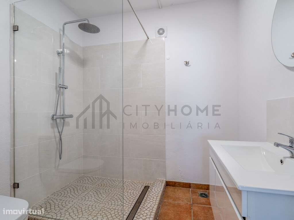 Moradia T3 Renovada com Piscina e Jardins Privados, a Dois Passos d...-37