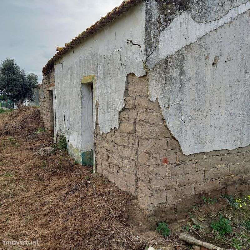 Moradia T2 para venda - Grande imagem: 2/5