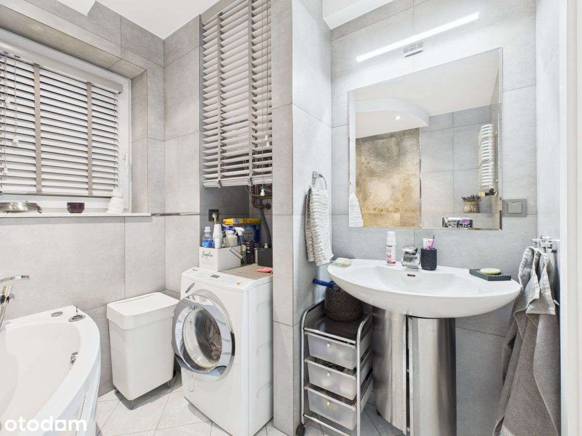 Komfortowe 2-poziomowe M4 z garażem i piwnicą-7