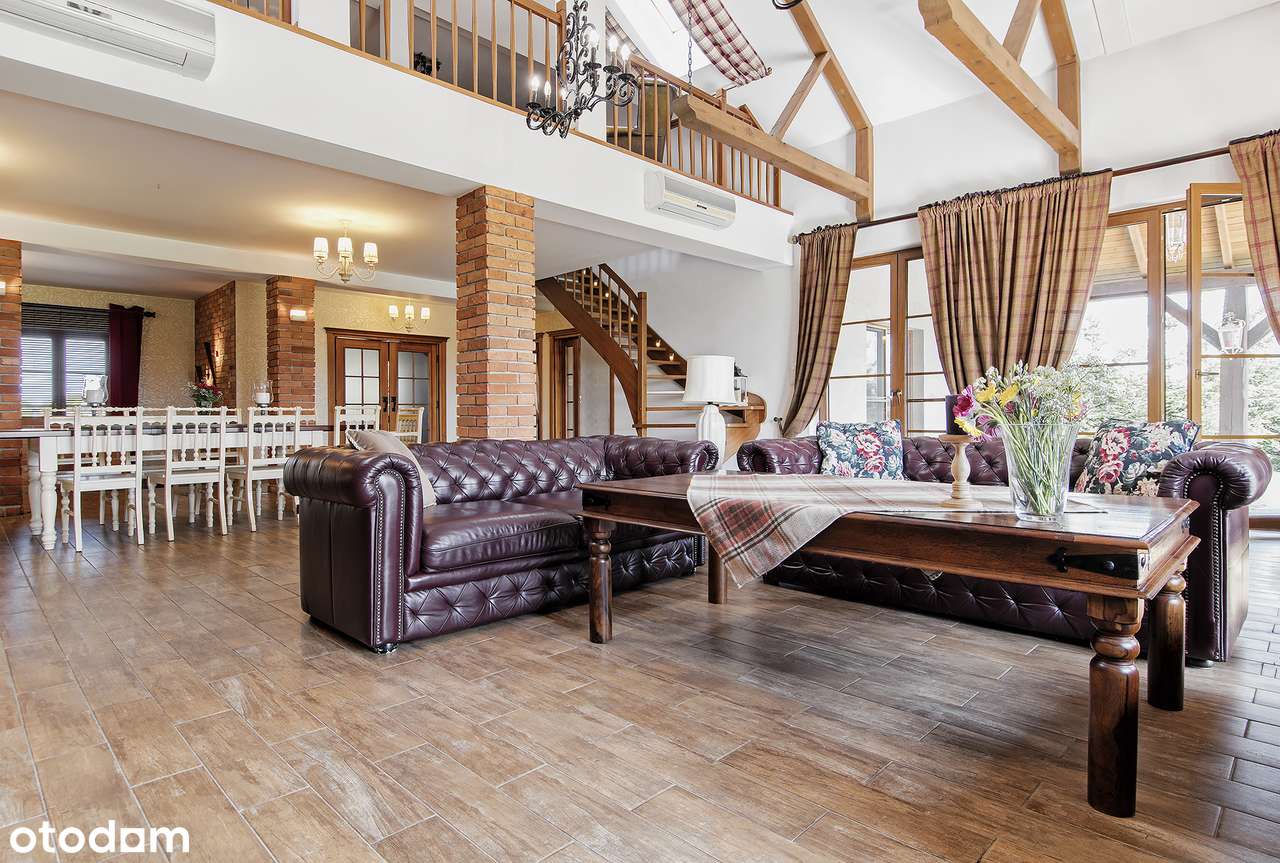 Wyjatkowy dom jednorodzinny na dużej działce-6