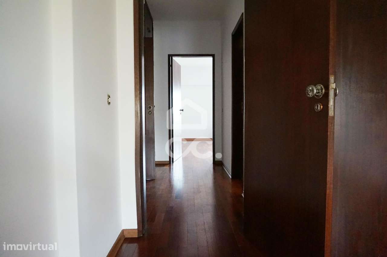 Apartamento T2 , 2º Andar, Bairro Catroga e Gaio, Abrantes-7