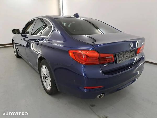 BMW Seria 5 520d AT - 9