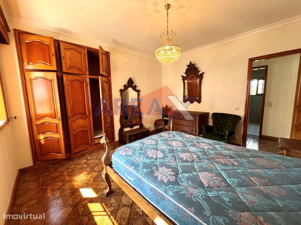 MORADIA BI-FAMILIAR-42