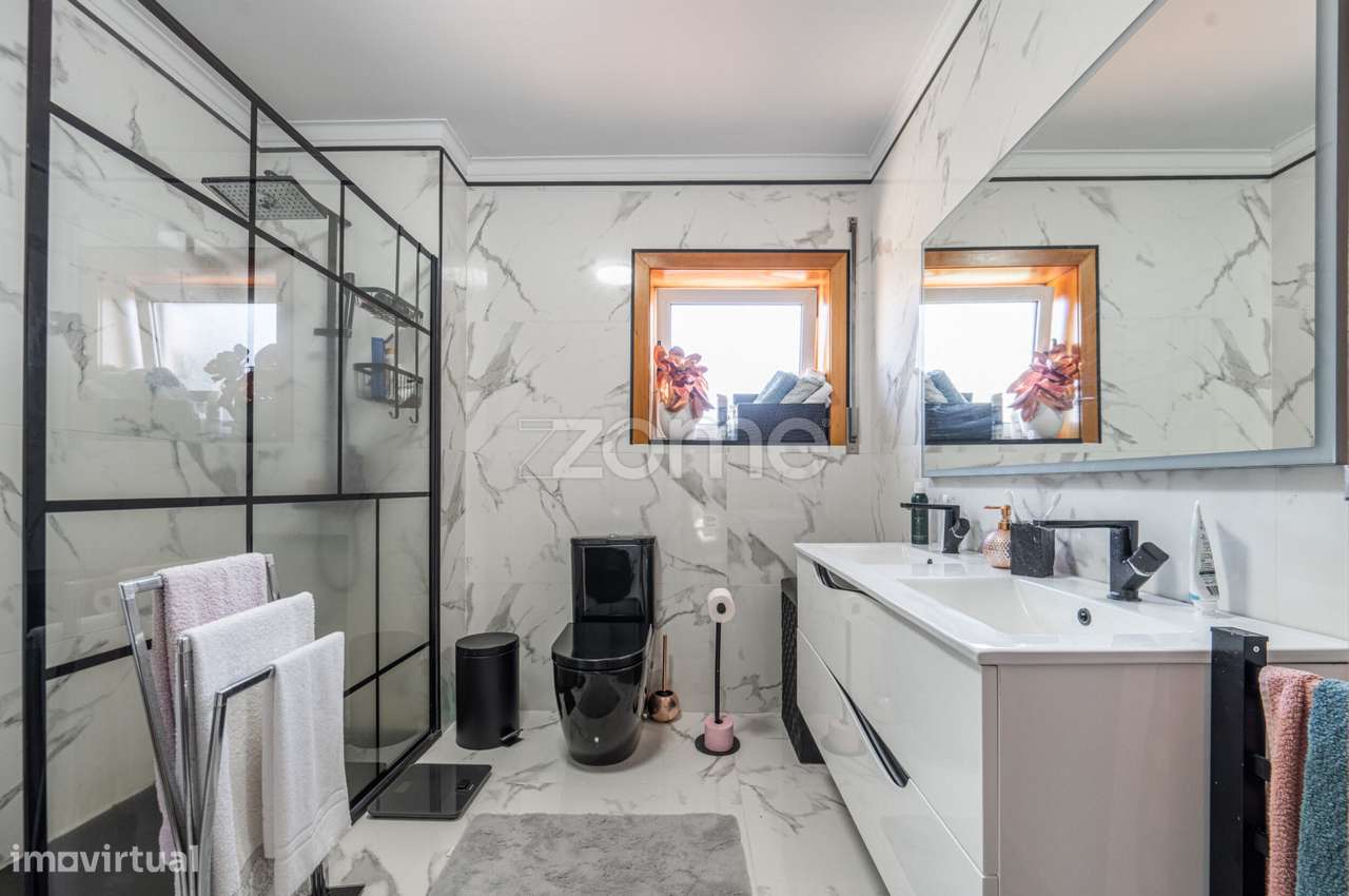 Moradia T3 Com Piscina-18