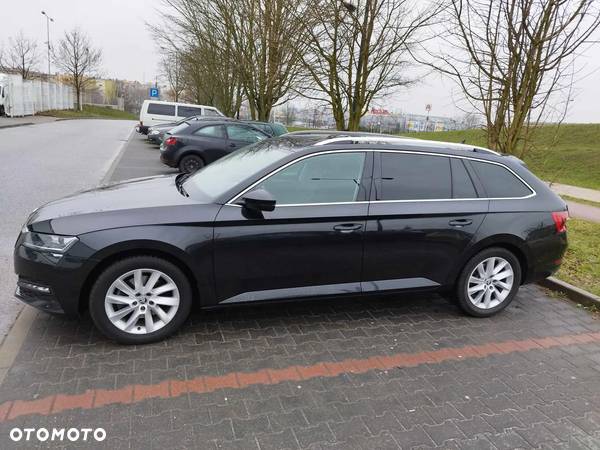 Skoda Superb 2.0 TSI Ambition DSG - 5