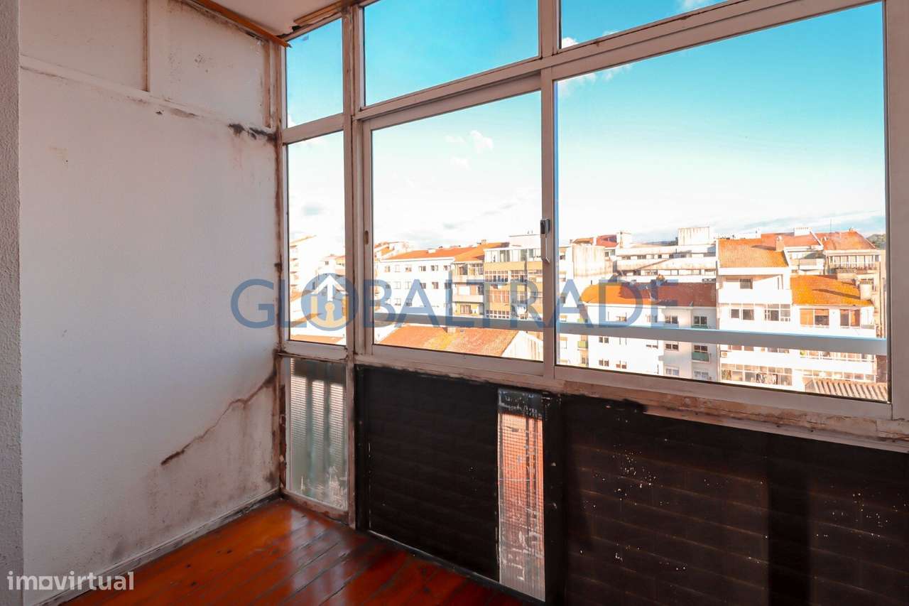 Apartamento T1 no coração do Porto-11