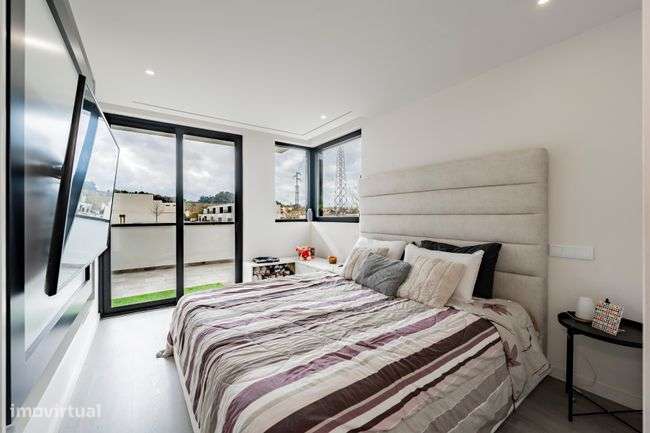 MORADIA GEMINADA T4+1, 4 Suites em PALMEIRA, BRAGA-16