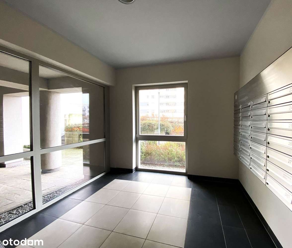 2 pok/ Taras/komórka lok/Winda-11