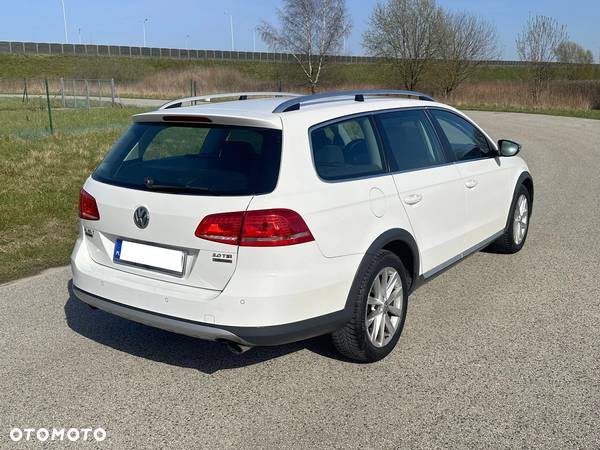 Volkswagen Passat 2.0 TSI 4Mot DSG - 4