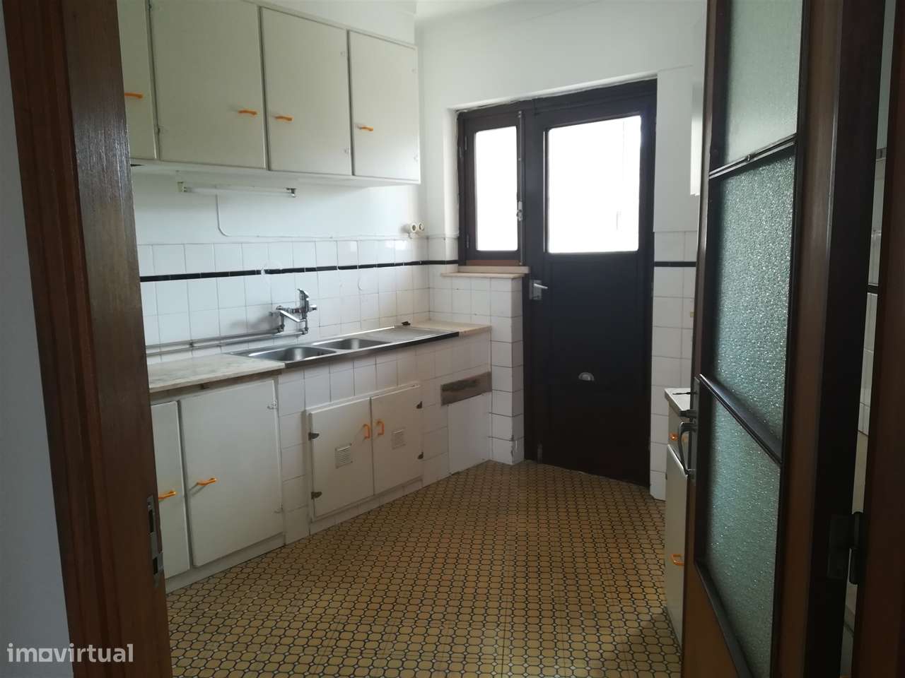 Apartamento T4 - Bairro Norton de Matos - Coimbra/Venda-12
