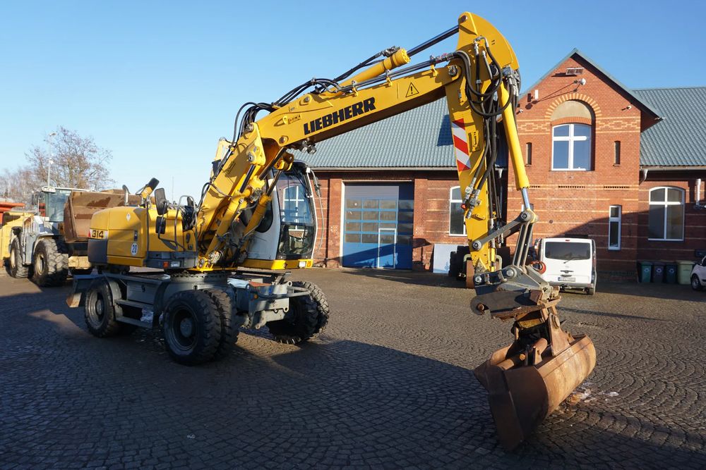 Liebherr A 314 litronic 2012