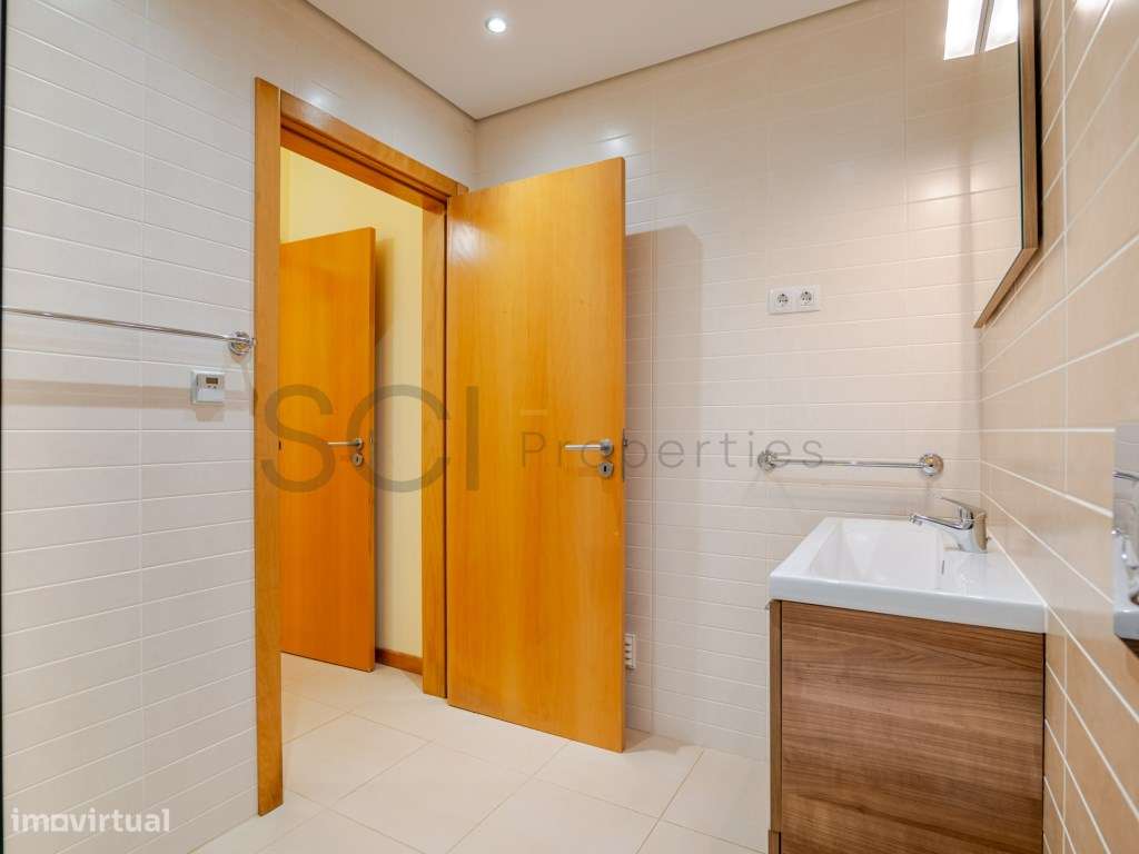 Apartamento T2 com piscina privativa em Burgau.-8
