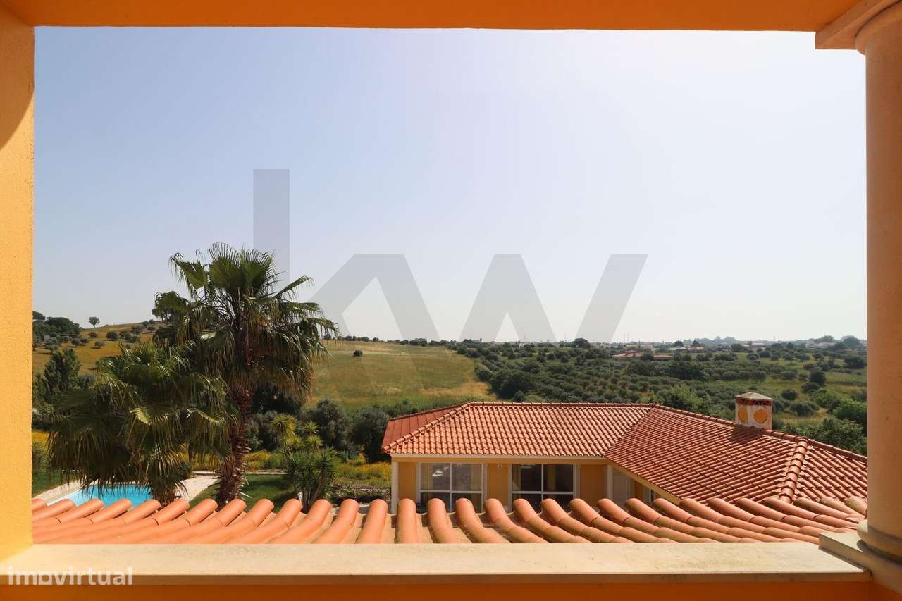 Moradia de Luxo com Piscina e Vistas Panorâmicas | Moçarria, Santarém-38