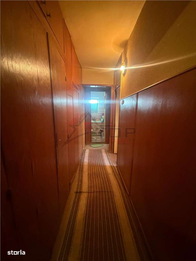 Apartament cu 3 camere  decomandat, 2 bai - Pacurari - Neculau-4