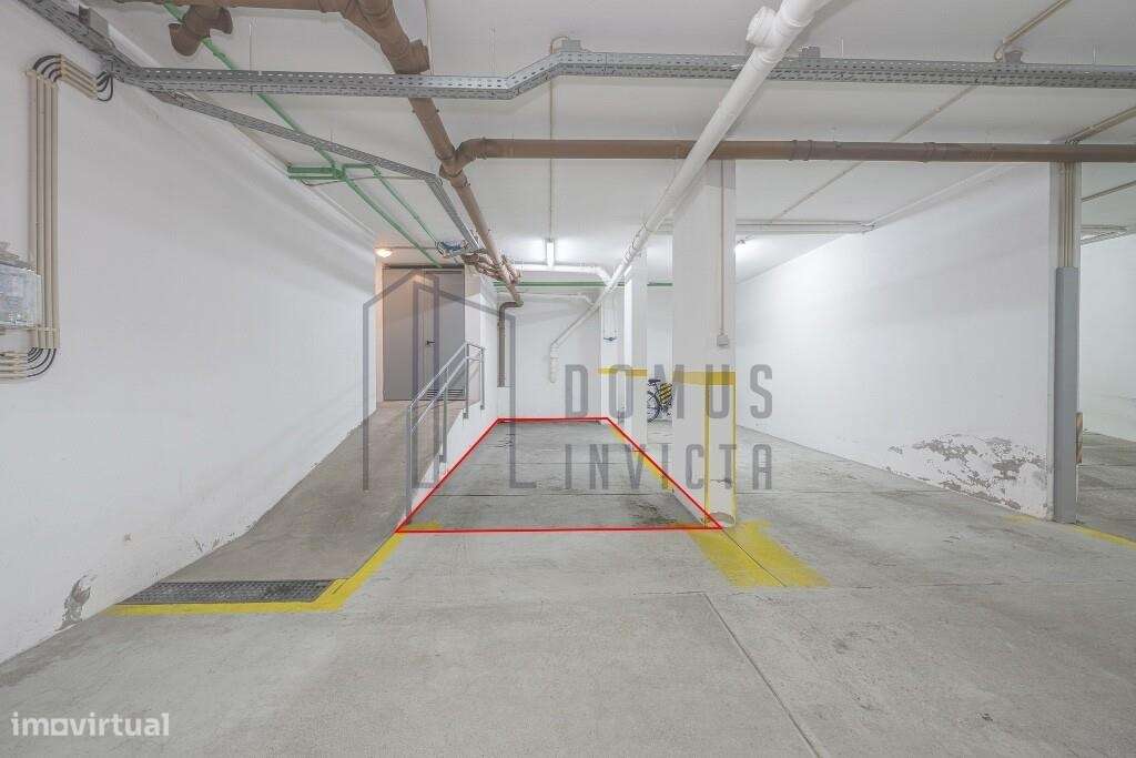 T1 com terraço, para venda-26