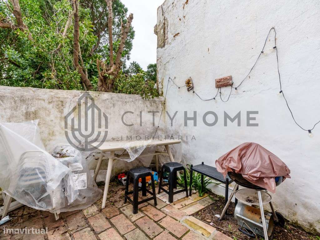 Moradia T2 com quintal no centro de Lagoa-18