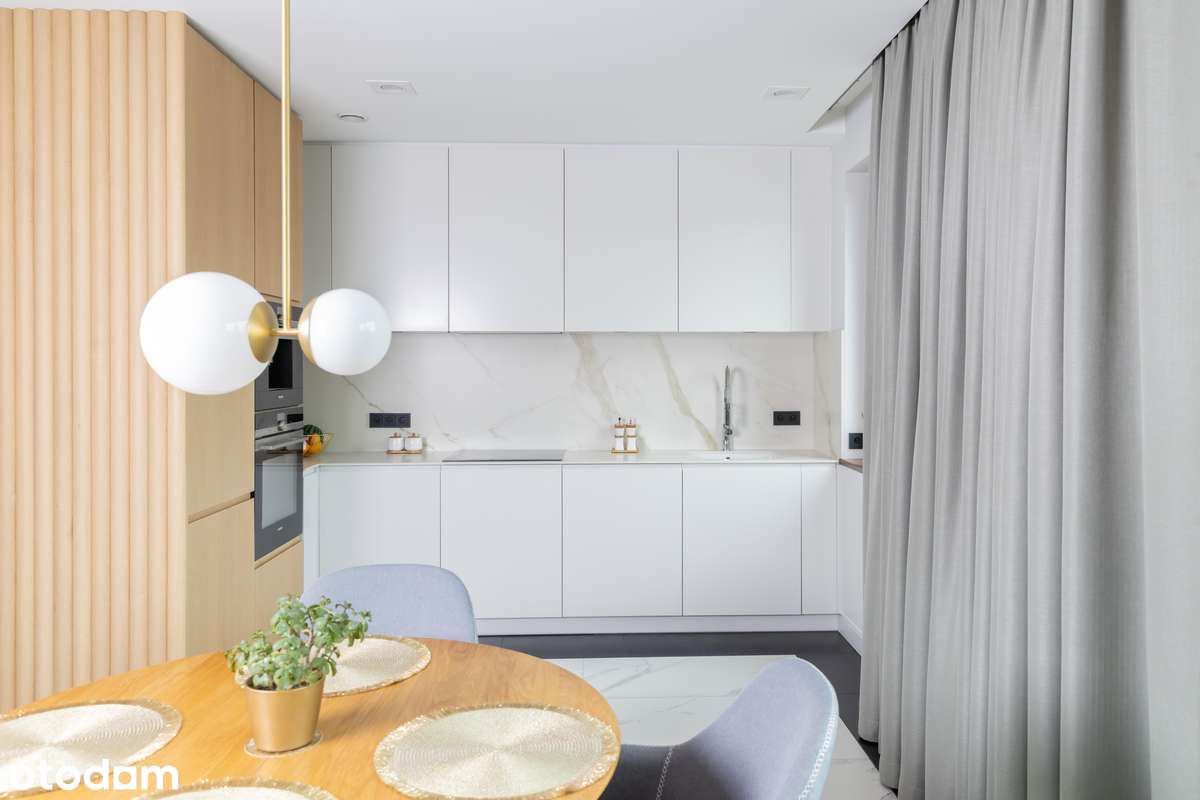 Mieszkanie w centrum z miejscami parkingowymi i komórkami lokatorskimi - Pełny obrazek: 3/19