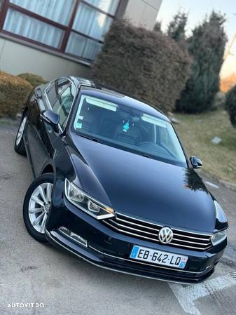 Volkswagen Passat 1.6 TDI SCR DSG Business - 28