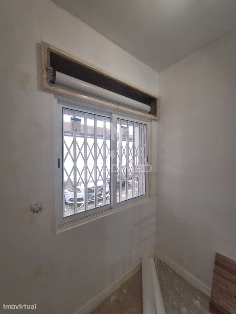 Remodelado junto estação da Amadora - Grande imagem: 4/9