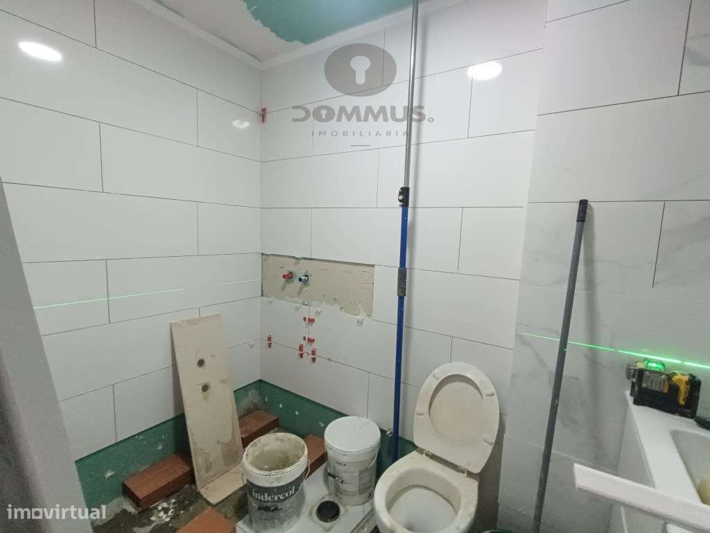 Apartamento T3 na Damaia totalmente Remodelado-33