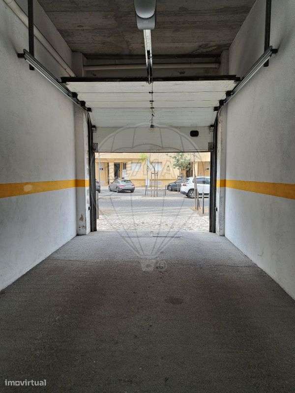 Garagem  para arrendamento - Grande imagem: 4/8
