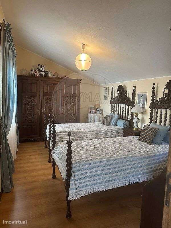 Moradia T4 para venda-13